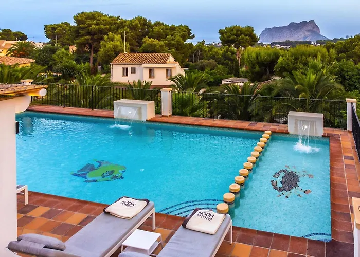 Romero - Managed By Almarina Villas